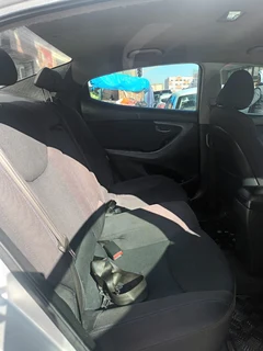 2013 Hyundai Elantra 1.6 Executive, Silver with 96508km available now!