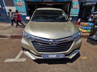 2016 Toyota Avanza 1.5 SX, Gold with 97000km available now!