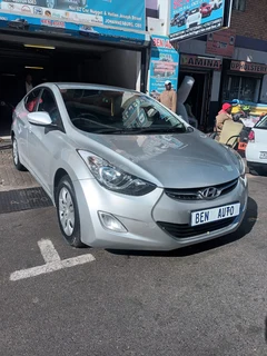 2013 Hyundai Elantra 1.6 Executive, Silver with 96508km available now!