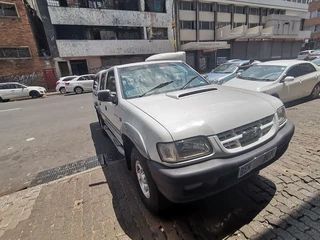 2005 Isuzu KB 300 D-TEQ LE