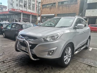 2016 Hyundai ix35 2.0 Premium 4x2 AT, Silver with 98000km available now!