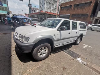 2005 Isuzu KB 300 D-TEQ LE