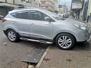2016 Hyundai ix35 2.0 Premium 4x2 AT, Silver with 98000km available now!