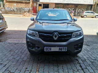 2018 Renault Kwid 1.0 Dynamique, Grey with 10000km available now!