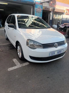 2014 Volkswagen Polo Vivo Hatch 1.4 Trendline, White with 98000km available now!
