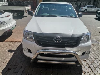 2014 Toyota Hilux 2.5 D-4D, White with 107000km available now!