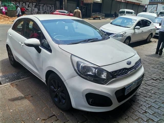 2014 Kia Rio 1.2 LS 5-Door, White with 82000km available now!