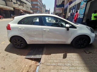2014 Kia Rio 1.2 LS 5-Door, White with 82000km available now!