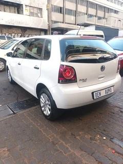 2014 Volkswagen Polo Vivo Hatch 1.4 Trendline, White with 98000km available now!