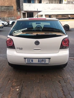 2014 Volkswagen Polo Vivo Hatch 1.4 Trendline, White with 98000km available now!