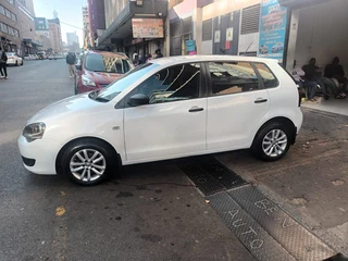 2014 Volkswagen Polo Vivo Hatch 1.4 Trendline, White with 98000km available now!