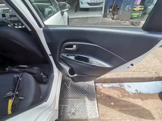 2014 Kia Rio 1.2 LS 5-Door, White with 82000km available now!
