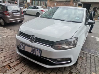 2015 Volkswagen Polo 1.2 TSI Comfortline, White with 81000km available now!