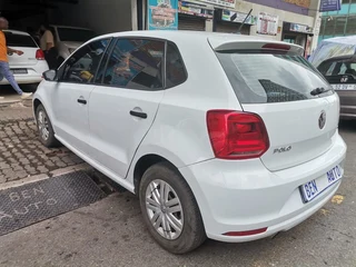 2015 Volkswagen Polo 1.2 TSI Comfortline, White with 81000km available now!