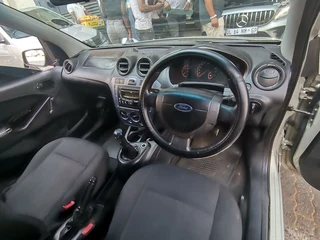 2013 Ford Figo 1.4 Ambiente
