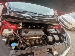 2012 Kia Sportage 2.0, Burgundy with 102000km available now!