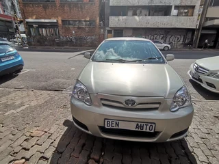 2007 Toyota RunX 140 RT, Gold with 92000km available now!