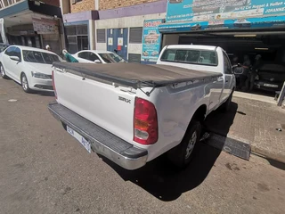 2009 Toyota Hilux 3.0 D-4D 4x4 Raider, White with 105000km available now!
