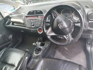 2014 Honda Jazz 1.3 Comfort, Silver with 95000km available now!