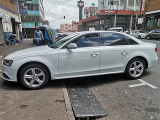 2015 Audi A4 2.0 TDI, White with 95000km available now!