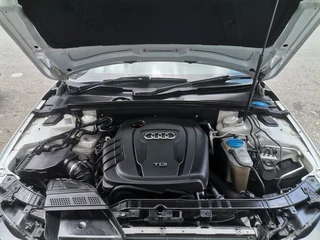 2015 Audi A4 2.0 TDI, White with 95000km available now!