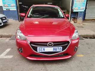 2018 Mazda Mazda2 1.5 Dynamic, Burgundy with 82000km available now!