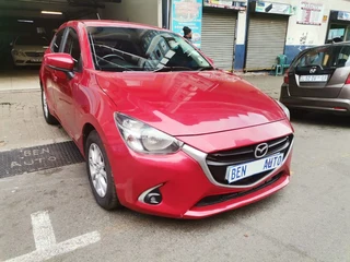 2018 Mazda Mazda2 1.5 Dynamic, Burgundy with 82000km available now!