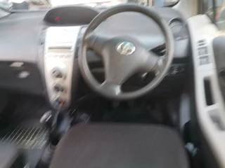 2008 Toyota Yaris 1.3 5-Door