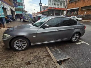 2011 BMW 320i, Silver with 101000km available now!