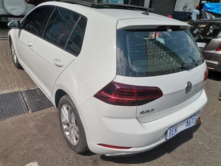2015 Volkswagen Golf 7 1.4 TSI BMT Comfortline, White with 53000km available now!