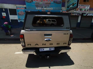2017 Ford Ranger 2.2 D HP XLS 4x4 D/Cab, Gold with 110000km available now!