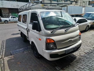 2015 Hyundai H100 Bakkie 2.6D Deck, White with 115000km available now!