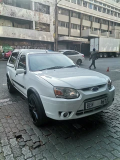 2011 Ford Bantam 1.6i XLT, White with 82000km available now!