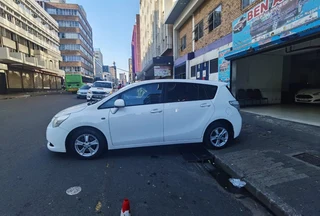 2011 Toyota Verso 1.6 SX, White with 95000km available now!