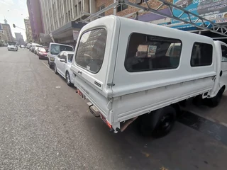 2015 Hyundai H100 Bakkie 2.6D Deck, White with 115000km available now!