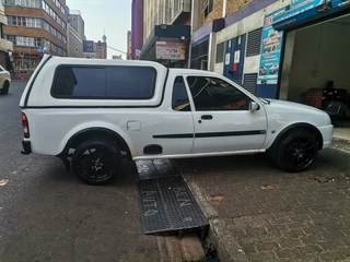 2011 Ford Bantam 1.6i XLT, White with 82000km available now!