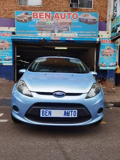 2012 Ford Fiesta 1.4 Ambiente, Blue with 91000km available now!