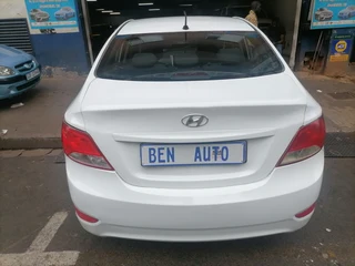 2015 Hyundai Accent 1.6 GLS, White with 75000km available now!