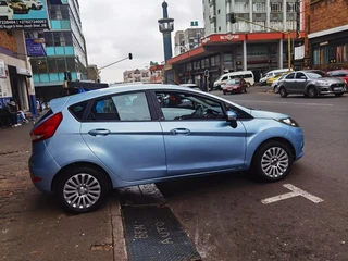 2012 Ford Fiesta 1.4 Ambiente, Blue with 91000km available now!