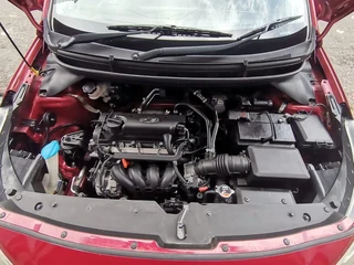 2018 Hyundai i20 1.4 Fluid, Burgundy with 82000km available now!