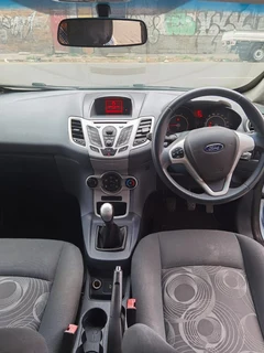 2012 Ford Fiesta 1.4 Ambiente, Blue with 91000km available now!