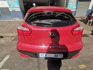 2016 Kia Rio 1.4 5-Door AT, Red with 74000km available now!
