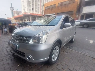 2010 Nissan Grand Livina 1.6 Acenta