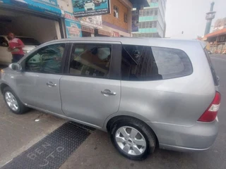 2010 Nissan Grand Livina 1.6 Acenta