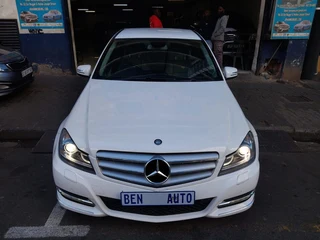 2013 Mercedes-Benz C 200 CGI BlueEFFICIENCY Classic, White with 96000km available now!
