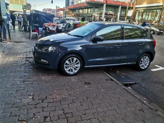 2016 Volkswagen Polo 1.2 TSI Comfortline, Grey with 96000km available now!