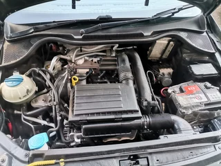 2016 Volkswagen Polo 1.2 TSI Comfortline, Grey with 96000km available now!