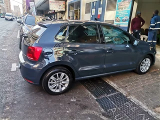 2016 Volkswagen Polo 1.2 TSI Comfortline, Grey with 96000km available now!