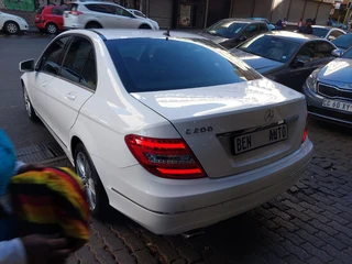 2013 Mercedes-Benz C 200 CGI BlueEFFICIENCY Classic, White with 96000km available now!