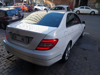 2013 Mercedes-Benz C 200 CGI BlueEFFICIENCY Classic, White with 96000km available now!